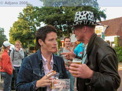 2008185.jpg