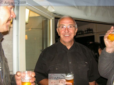 2008208.jpg